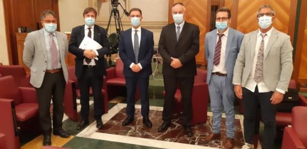 DE6A2542-46B1-4A68-B240-74EA15E8799A